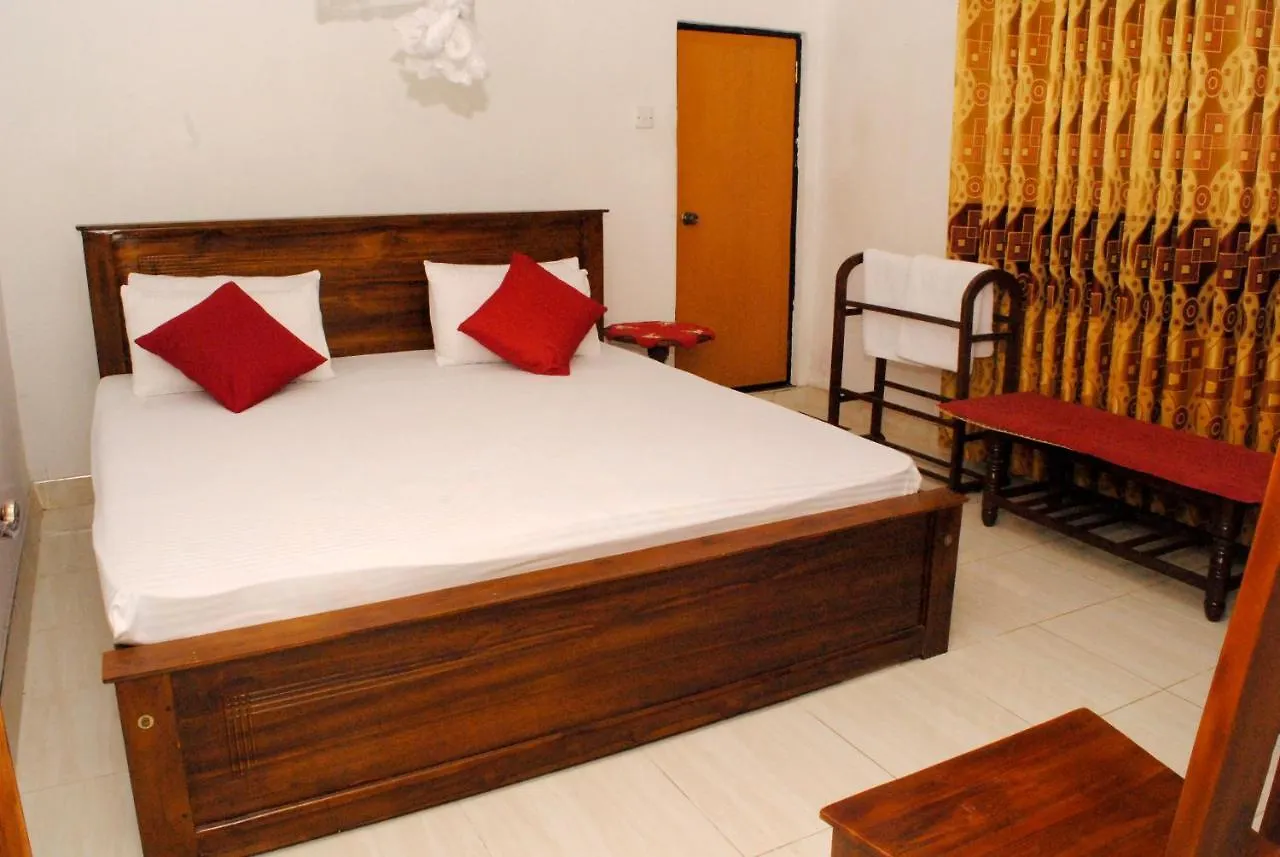 Kandy Shady Trees Villa